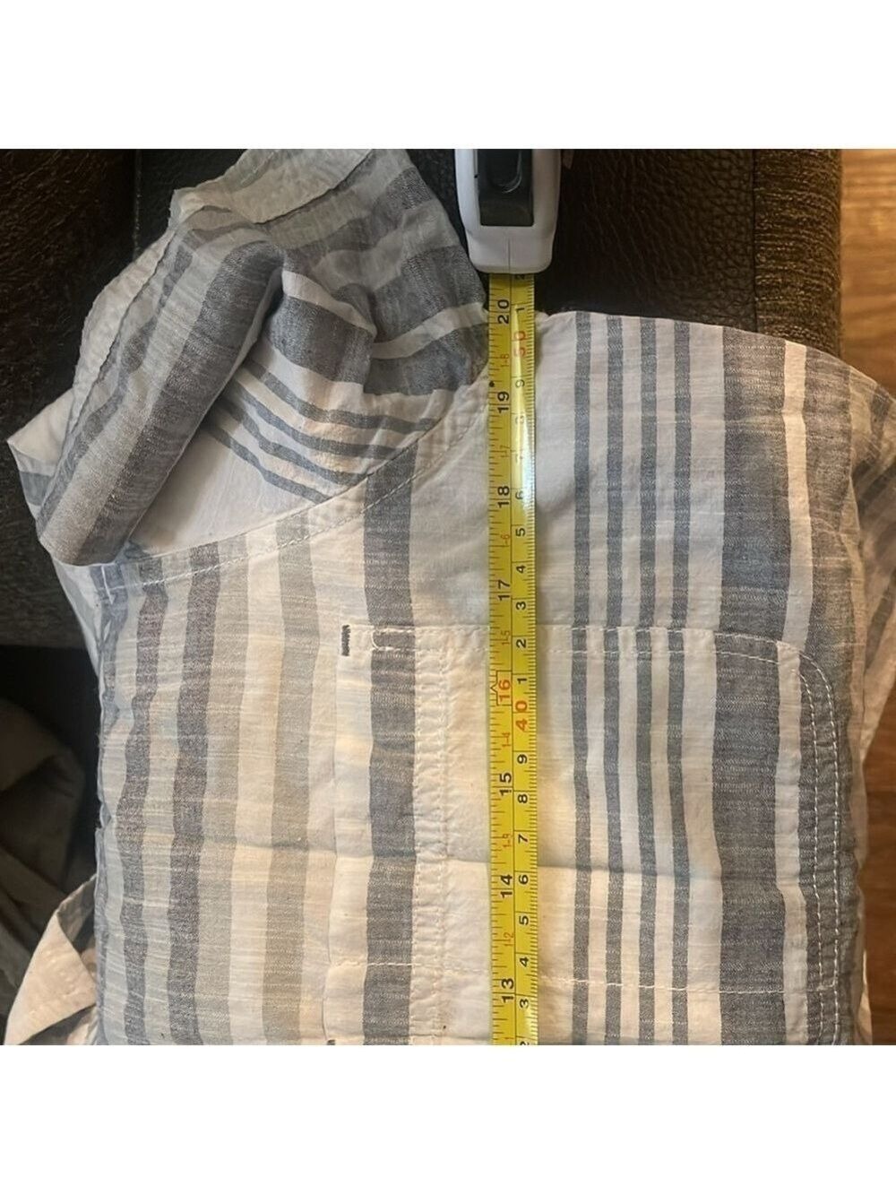 Free Planet Mens White/Gray Striped Collared Short Sleeve Button Up Shirt - Picture 6 of 6
